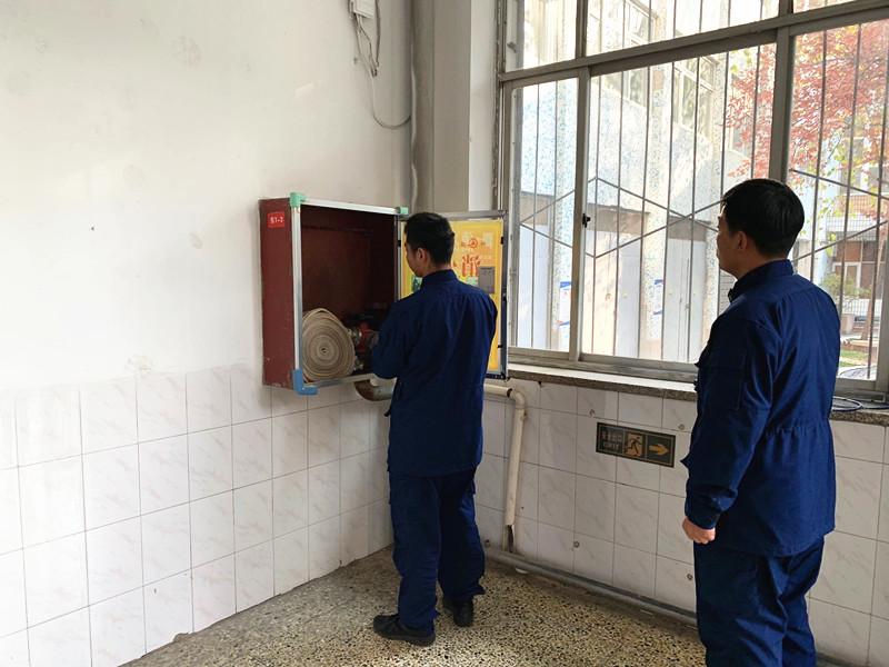 筑牢安全防线，共建平安校园