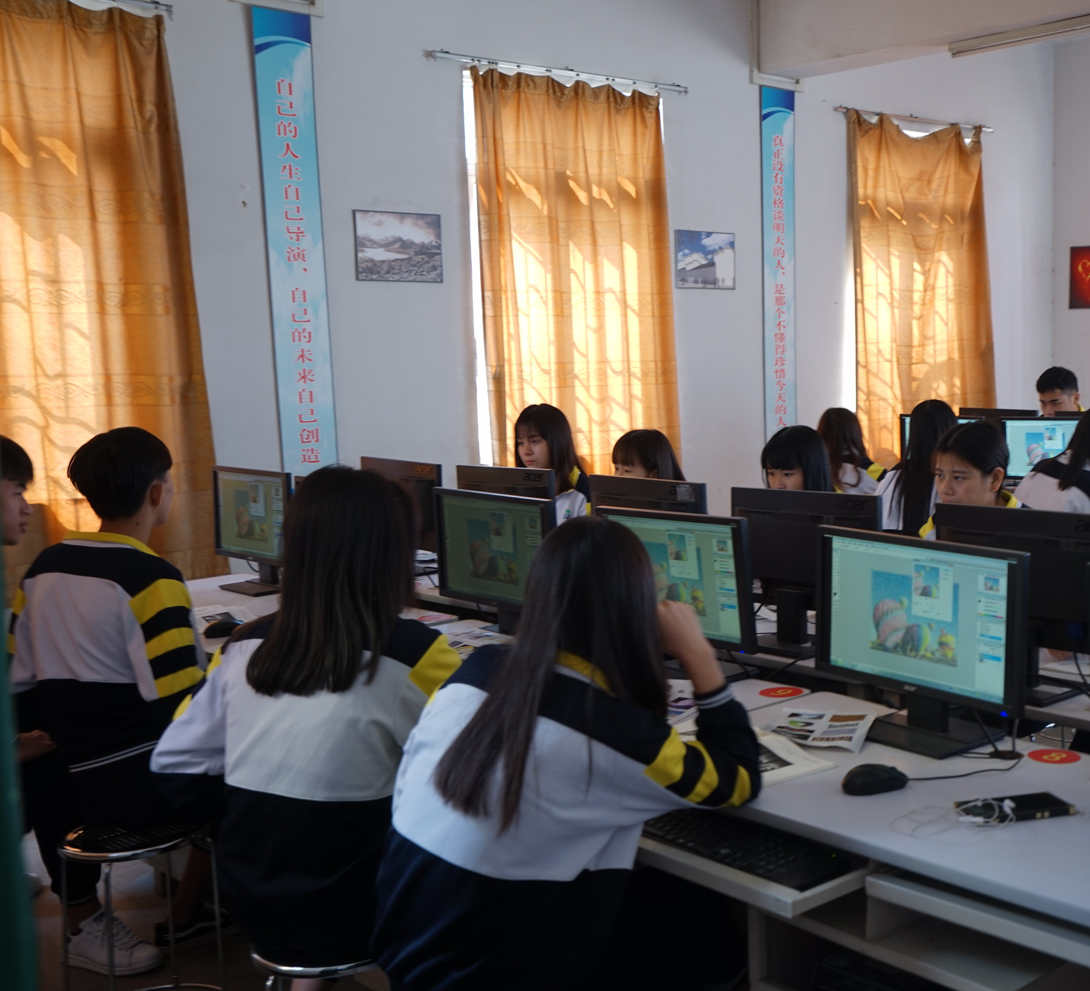 初三毕业学技术，开启计算机应用专业精彩之旅