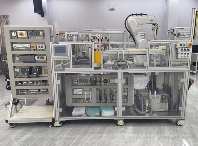 练就过硬本领,成就出彩人生