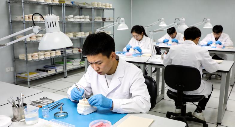 甘肃中职口腔医学技术专业考证全攻略