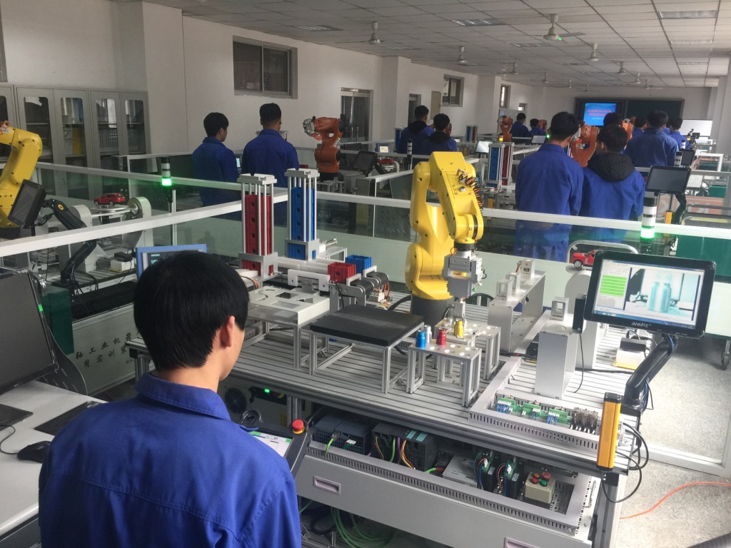 中职生的逆袭：掌握硬核技术，就业率碾压本科